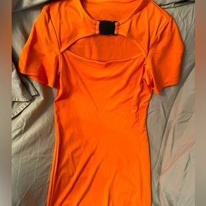 Cute orange silk dress with cleavage clip